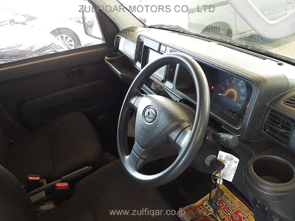 DAIHATSU HIJET CARGO 2020 Image 7