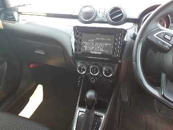 SUZUKI SWIFT 2019 Image 9