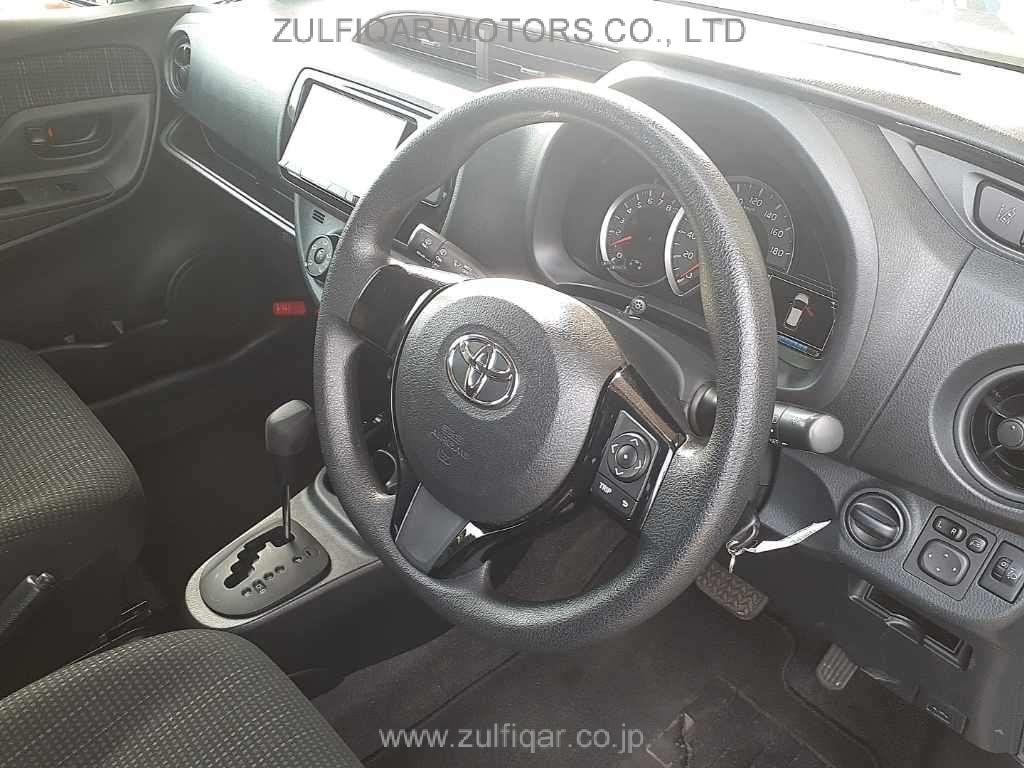 TOYOTA VITZ 2019 Image 7