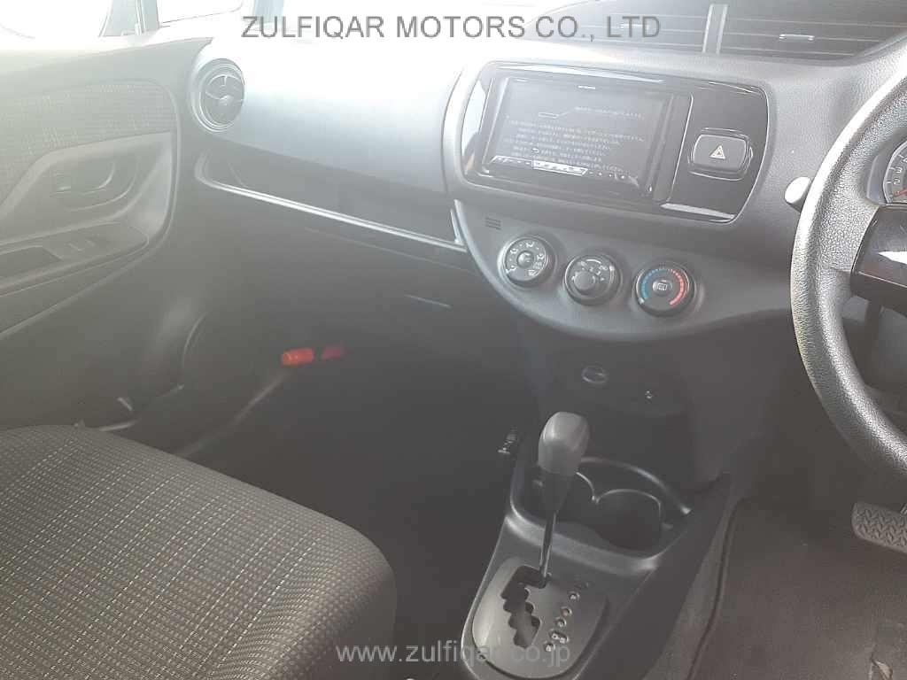 TOYOTA VITZ 2019 Image 9