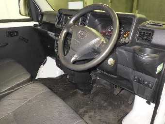 DAIHATSU HIJET CARGO 2018 Image 3