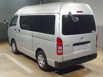 TOYOTA HIACE 2018 Image 4