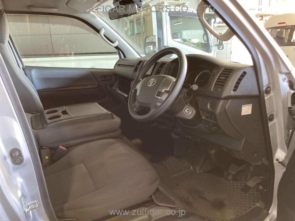 TOYOTA HIACE 2018 Image 5