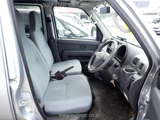 DAIHATSU HIJET CARGO 2017 Image 5