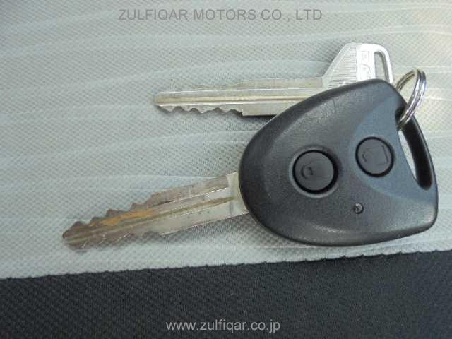 DAIHATSU MIRA E:S 2017 Image 8