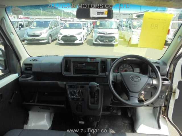 DAIHATSU HIJET CARGO 2018 Image 6