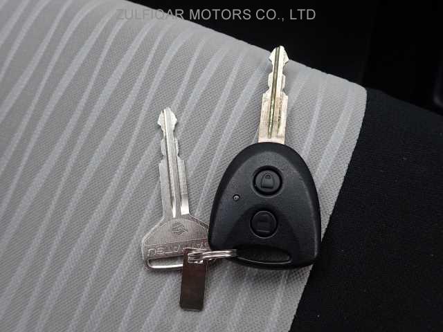 DAIHATSU MIRA E:S 2018 Image 8