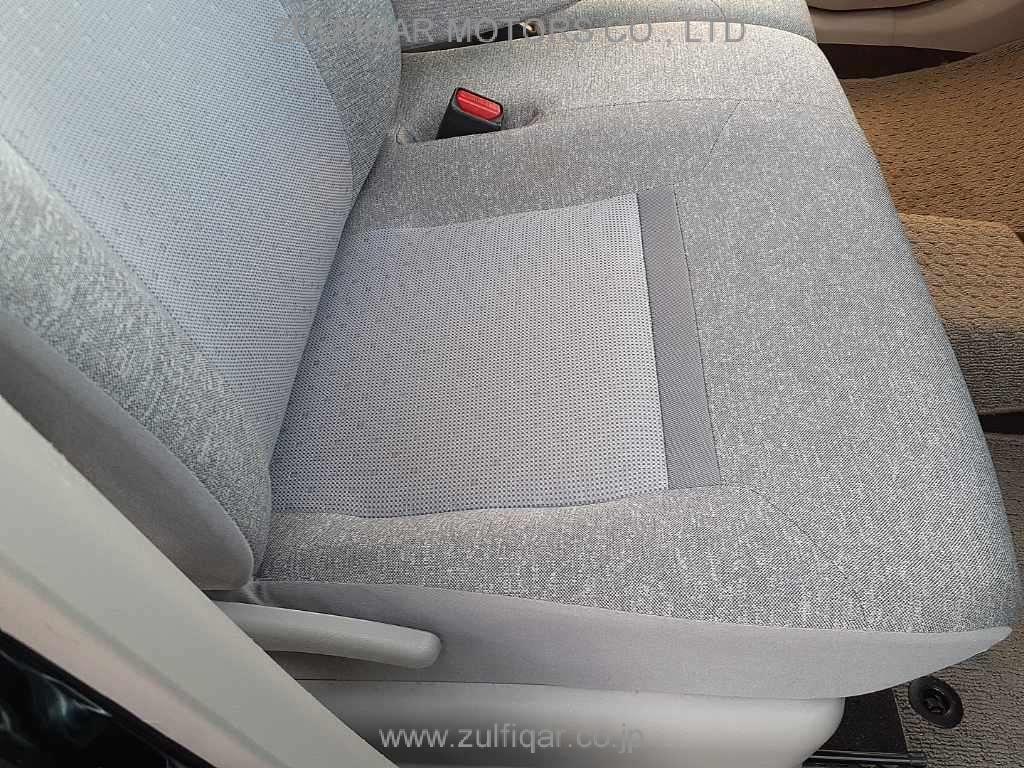 TOYOTA PASSO 2018 Image 8