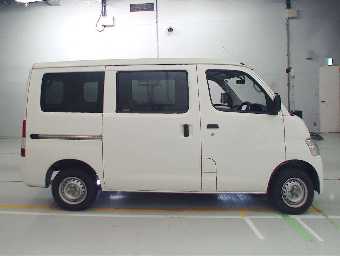 TOYOTA LITEACE 2018 Image 3