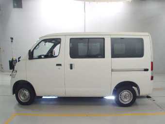 TOYOTA LITEACE 2018 Image 4