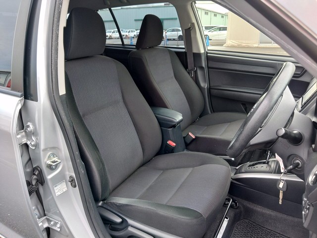 TOYOTA COROLLA FIELDER 2018 Image 29