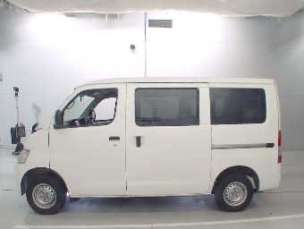TOYOTA LITEACE 2018 Image 4
