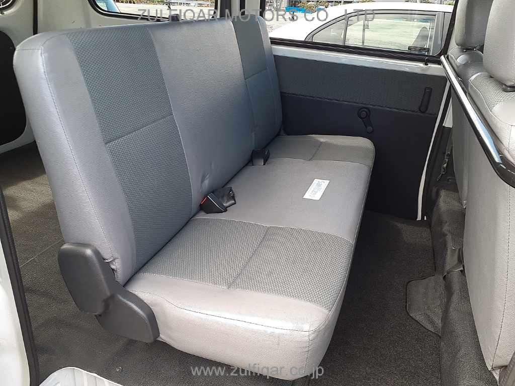 TOYOTA LITEACE 2018 Image 9