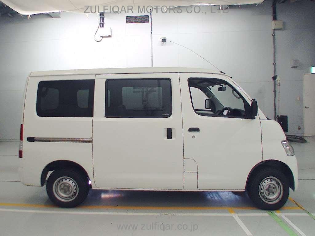 TOYOTA LITEACE 2018 Image 3