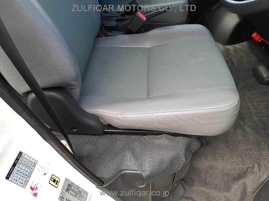 TOYOTA LITEACE 2018 Image 8