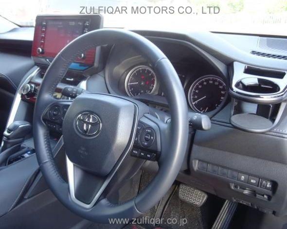 TOYOTA HARRIER 2021 Image 10