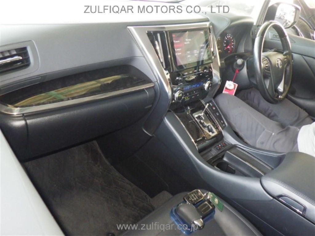 TOYOTA ALPHARD 2020 Image 3