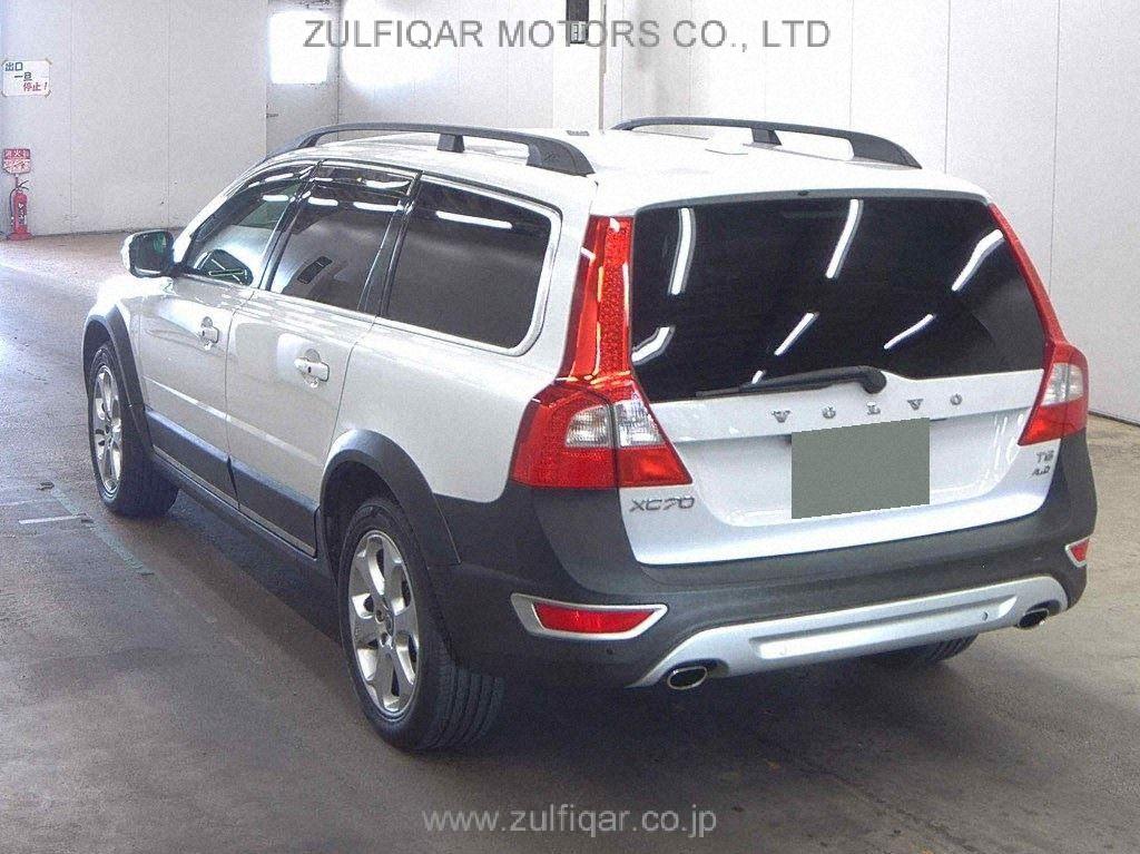 VOLVO XC70 2010 Image 2