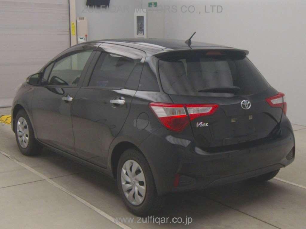 TOYOTA VITZ 2018 Image 4