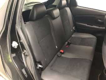 TOYOTA VITZ 2018 Image 8