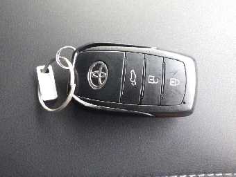 TOYOTA HARRIER 2020 Image 9