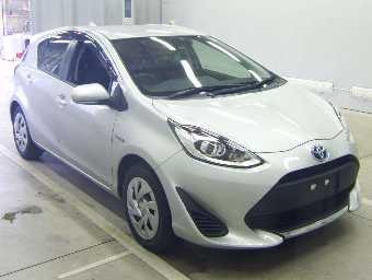 TOYOTA AQUA 2020 Image 3