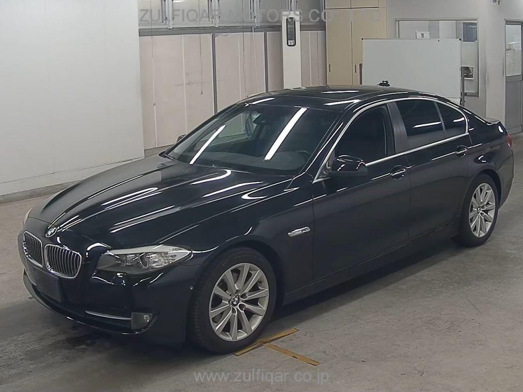 BMW 5 SERIES 2010 Image 4