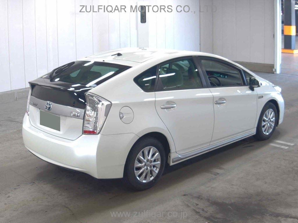 TOYOTA PRIUS PHV 2015 Image 5