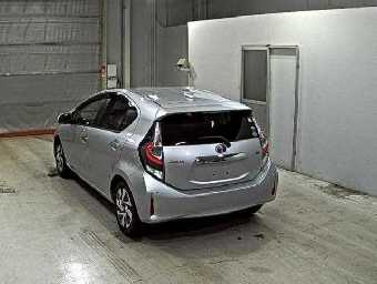 TOYOTA AQUA 2020 Image 2