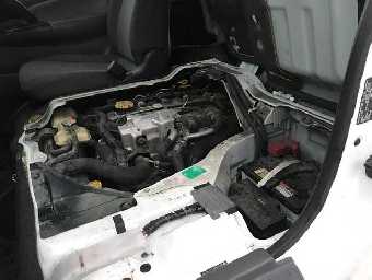 NISSAN NV350 CARAVAN 2015 Image 8