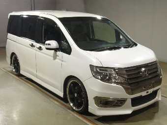 HONDA STEPWGN SPADA 2013 Image 3