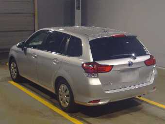 TOYOTA COROLLA FIELDER 2017 Image 4