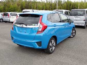 HONDA FIT HYBRID 2015 Image 2