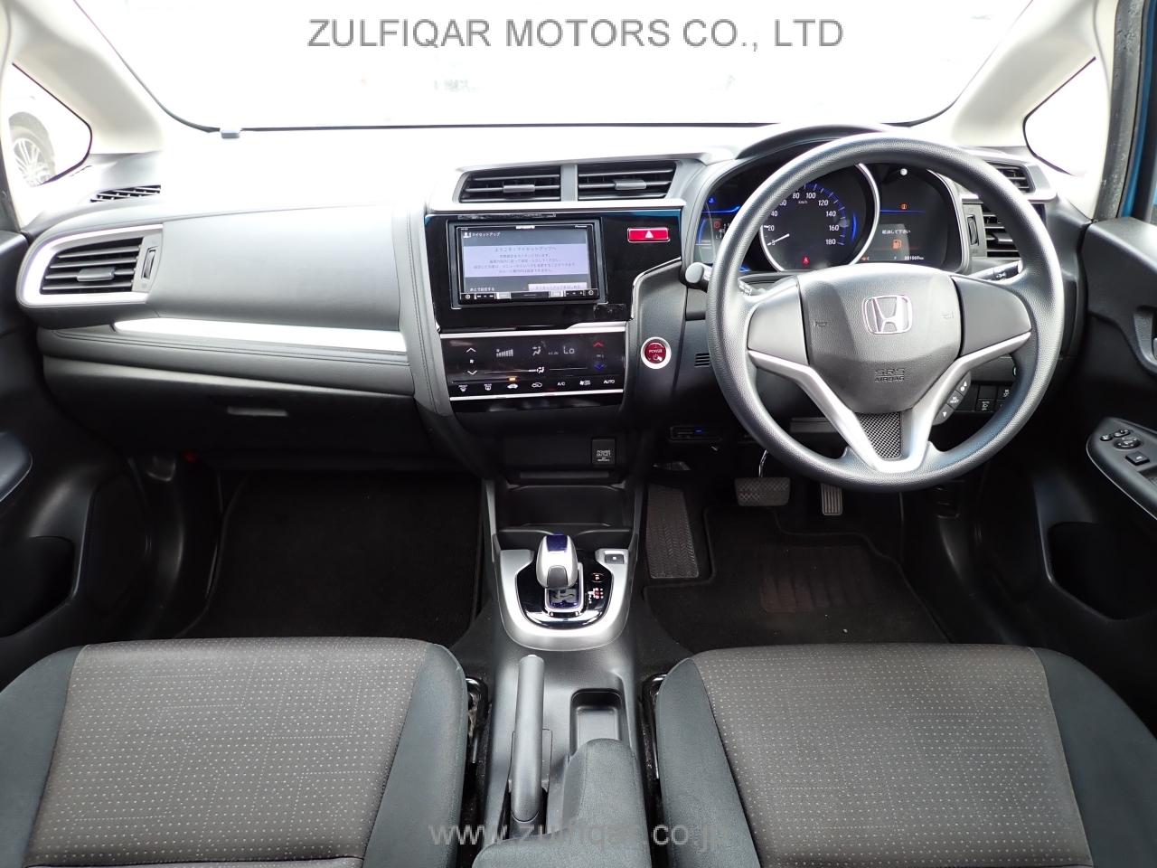 HONDA FIT HYBRID 2015 Image 3