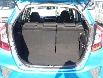 HONDA FIT HYBRID 2015 Image 9