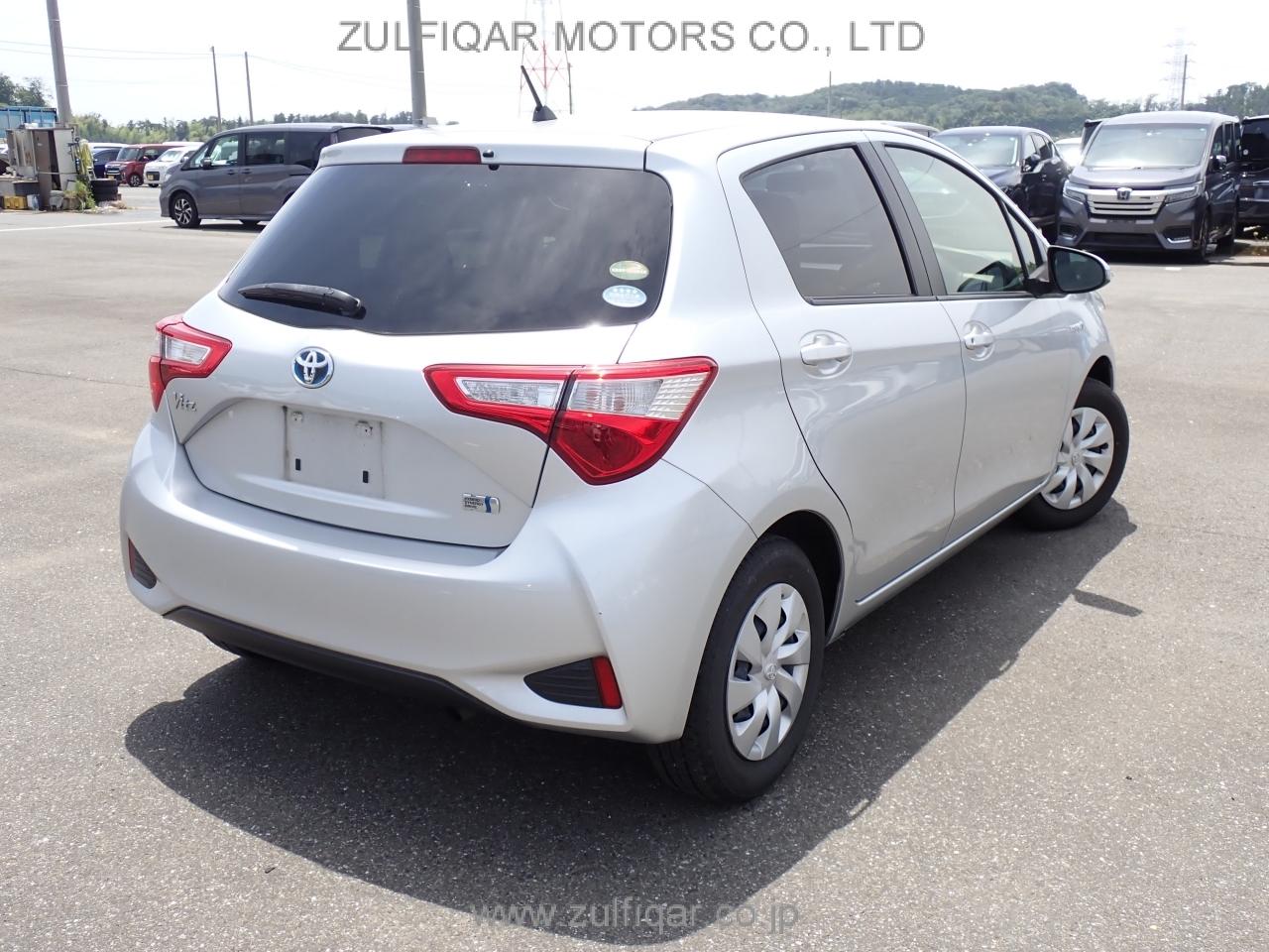 TOYOTA VITZ 2018 Image 2