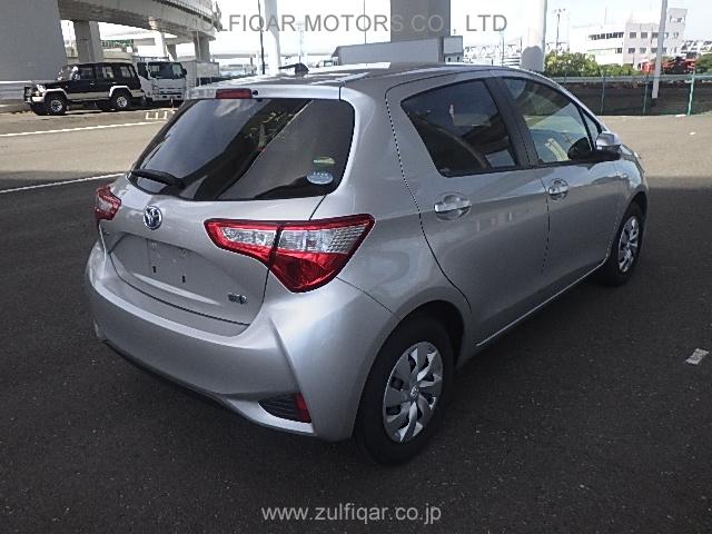TOYOTA VITZ 2018 Image 12
