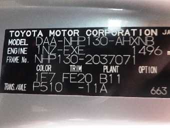 TOYOTA VITZ 2018 Image 25