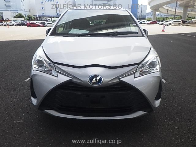 TOYOTA VITZ 2018 Image 8