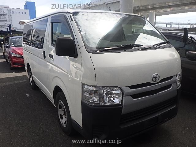 TOYOTA HIACE 2018 Image 12
