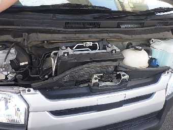 TOYOTA HIACE 2018 Image 17