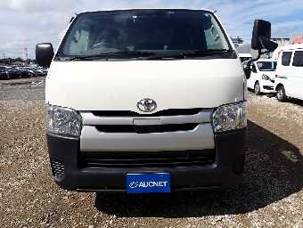 TOYOTA HIACE 2018 Image 4