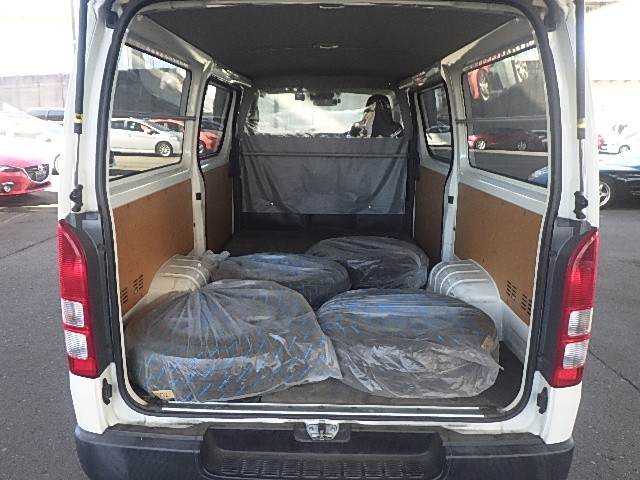 TOYOTA HIACE 2018 Image 37