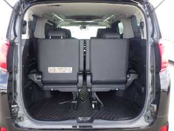 TOYOTA ALPHARD 2019 Image 13