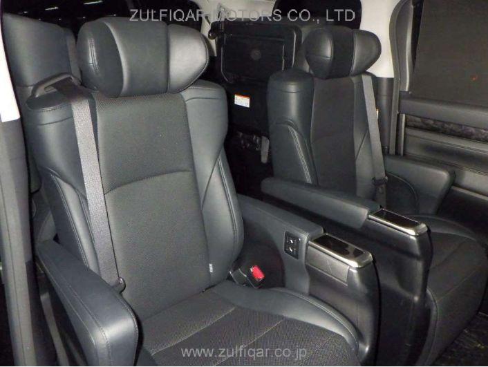 TOYOTA ALPHARD 2019 Image 7