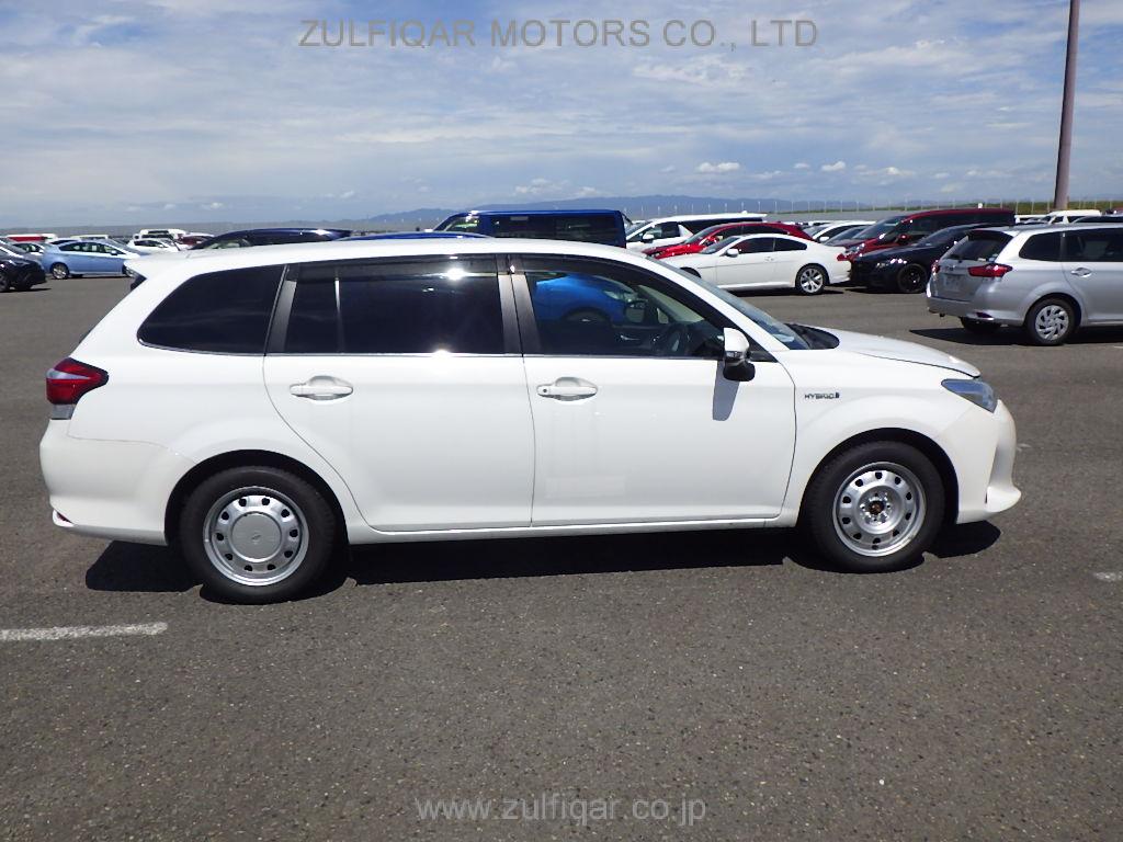 TOYOTA COROLLA FIELDER 2018 Image 11