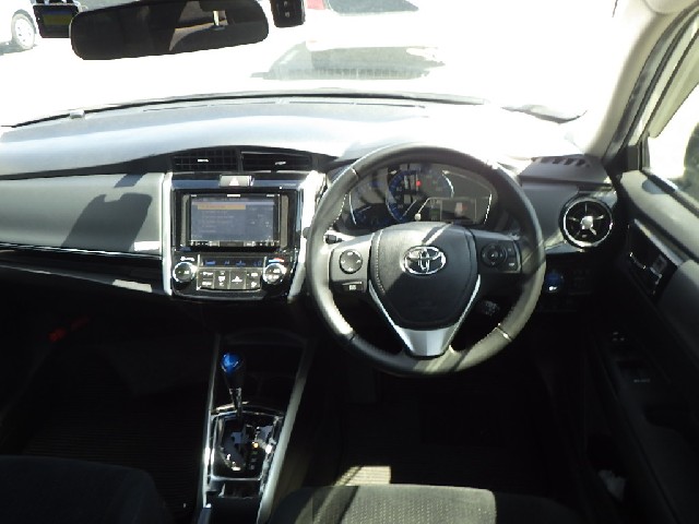 TOYOTA COROLLA FIELDER 2018 Image 25