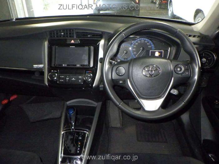 TOYOTA COROLLA FIELDER 2018 Image 6