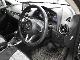 MAZDA DEMIO 2018 Image 7