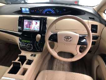 TOYOTA ESTIMA HYBRID 2015 Image 6